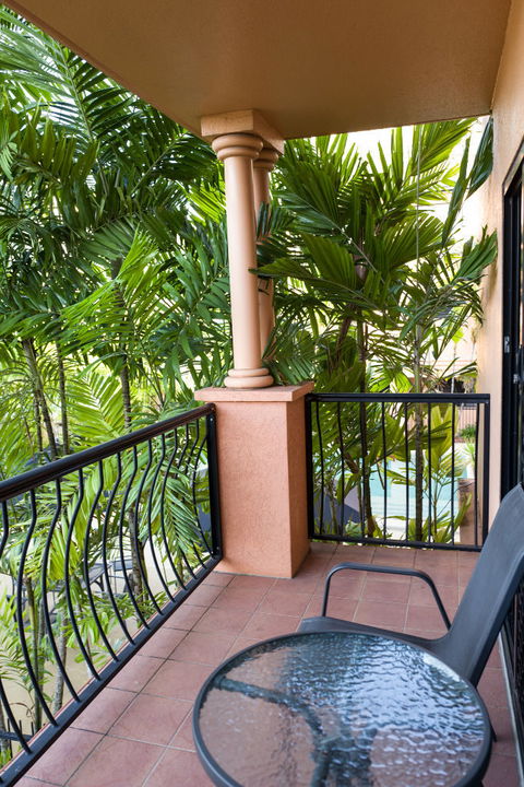 Central Plaza Apartments - New Castle Holiday 2