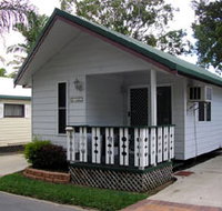 Maroochy River Cabin Village  Caravan Park - New Castle Holiday