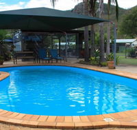 Esk Caravan Park And Rail Trail Motel - New Castle Holiday