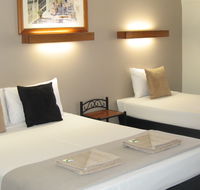 Quilpie Motor Inn - New Castle Holiday