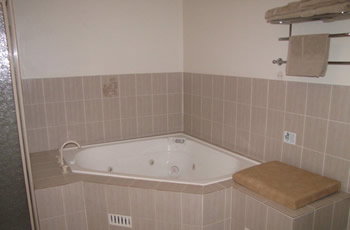 Golf Links Motel - New Castle Holiday 5