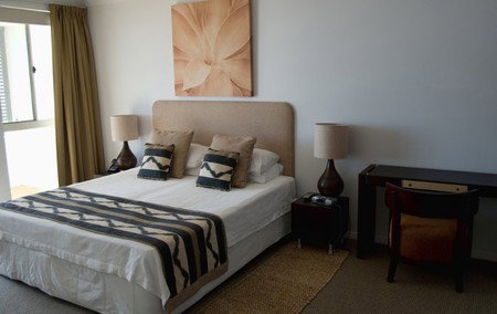 Waters Edge Apartments Cairns - New Castle Holiday 3