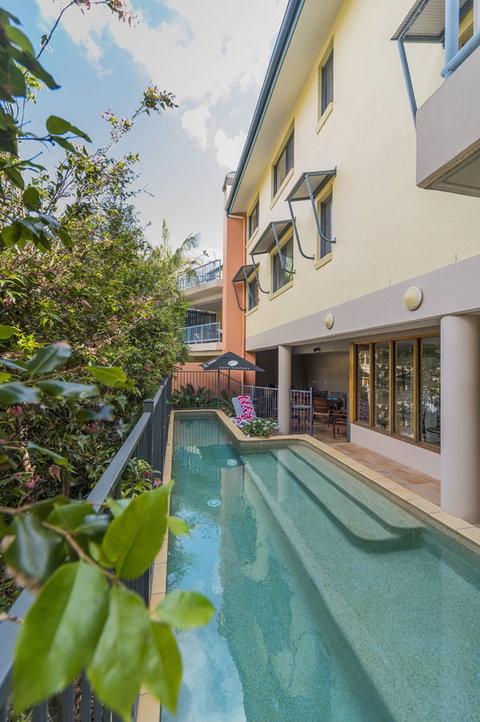 Byron Quarter - New Castle Holiday 4