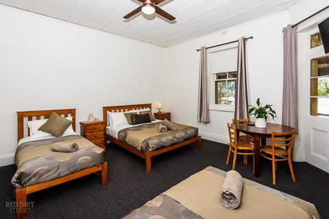Tibooburra Hotel - Tibooburra - New Castle Holiday 2