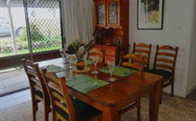 Brushgrove - New Castle Holiday 0