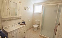 Curlew Cottage Bed And Breakfast - New Castle Holiday 1