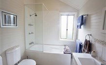 Curlew Cottage Bed And Breakfast - New Castle Holiday 0