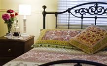 Newcastles Bed And Breakfast - New Castle Holiday 2