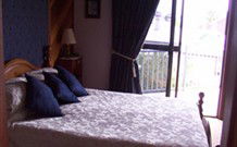 Rooftops Bed And Breakfast - New Castle Holiday 0