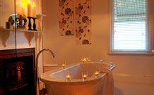Winton Luxury Bed And Breakfast - New Castle Holiday 1
