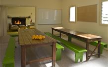 Klingys Place Outback Accommodation - New Castle Holiday 1
