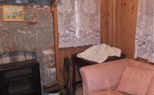 Aberfeldie Cottage B And B - New Castle Holiday 1