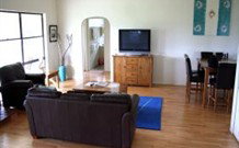 Denham Cottage - New Castle Holiday 0