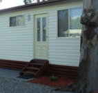 Pebbly Beach Holiday Cabins - New Castle Holiday