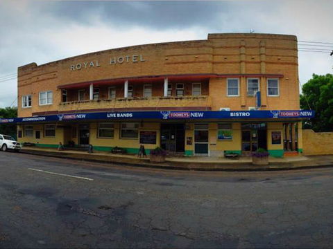 Royal Hotel Dungog - New Castle Holiday 2