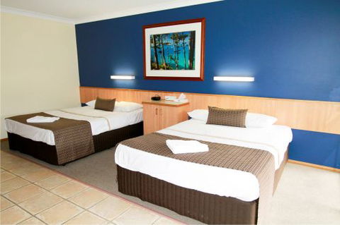 The Reef Gateway Hotel Motel - New Castle Holiday 5