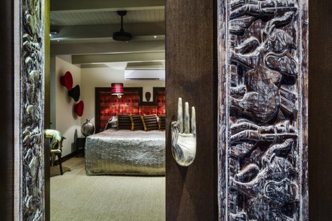 Trinity Beach Palace - New Castle Holiday 16