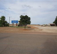 Stonehenge Caravan Park - New Castle Holiday