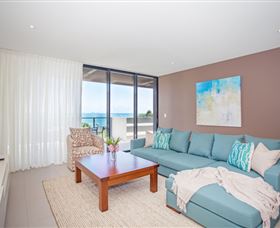 Mirage Whitsundays - New Castle Holiday 3