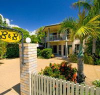 While Away Bed and Breakfast - New Castle Holiday