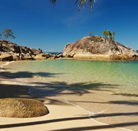 Bedarra Beach House - New Castle Holiday