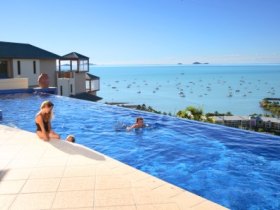 Pinnacles Resort - New Castle Holiday 1