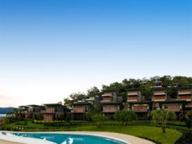 Yacht Club Villas - New Castle Holiday 1