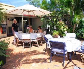 Bundaberg Coral Villa Motel A Golden Chain Motor Inn - New Castle Holiday 3