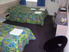 Bundaberg Coral Villa Motel A Golden Chain Motor Inn - New Castle Holiday 2