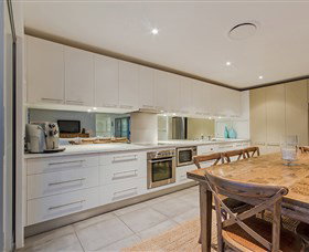 Malibu Shores At Vogue Holiday Homes - New Castle Holiday 2