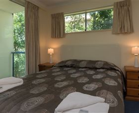 Surfers Beach Resort 2 - New Castle Holiday 1