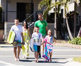 Burleigh Beach Tourist Park - New Castle Holiday 0