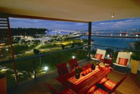 AAA The View - New Castle Holiday 1