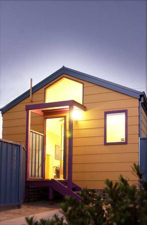 Canberra Studio Q Apartments - New Castle Holiday 0