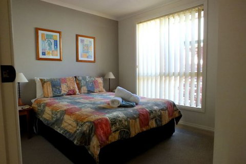 Captain's Quarters Bermagui - New Castle Holiday 2