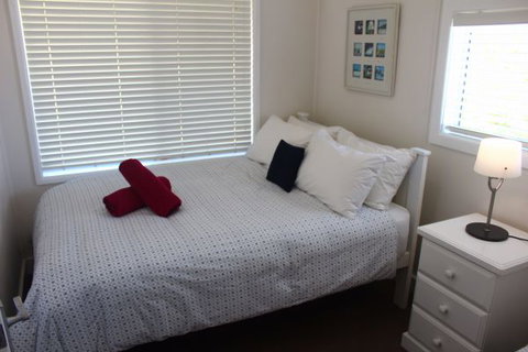 Catho Cottage - New Castle Holiday 3