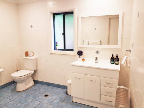 Huntington Cottage - New Castle Holiday 4