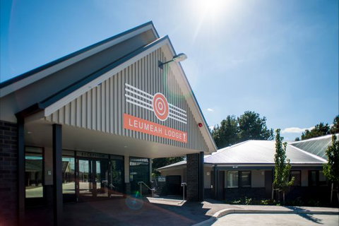 Leumeah Lodge - New Castle Holiday 1