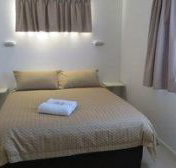 Gateway Lifestyle Beachfront - New Castle Holiday