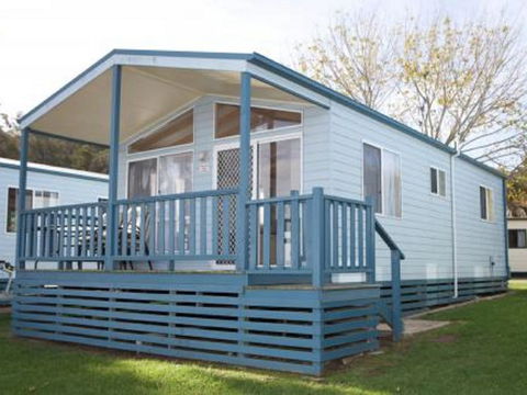 Tuross Lakeside Holiday Park - New Castle Holiday 0