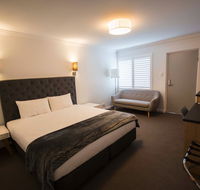 Quays Hotel - New Castle Holiday