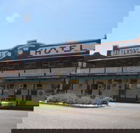 Tattersalls Hotel Baradine - New Castle Holiday