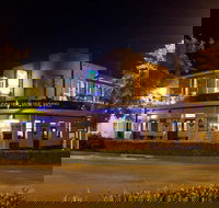 Courthouse Hotel Boorowa - New Castle Holiday