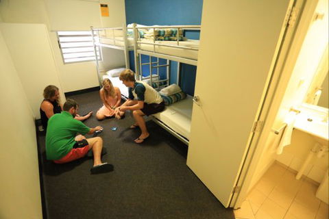Melaleuca On Mitchell Darwin YHA - New Castle Holiday 4