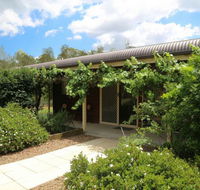 Misty Glen Cottage Hunter Valley - New Castle Holiday