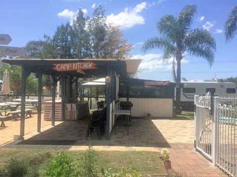 Wine Country Tourist Park - New Castle Holiday 3