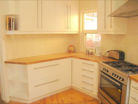 Christies Cottage For Holidays And Relocations. - New Castle Holiday 3