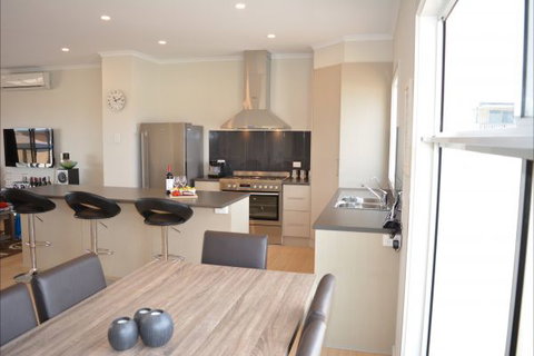 BayHaven - New Castle Holiday 129