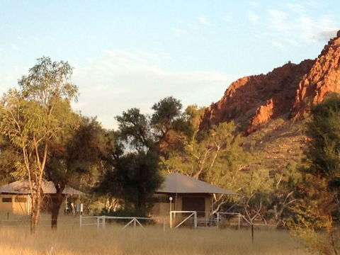 Squeakywindmill Boutique Tent B&B - New Castle Holiday 1