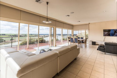 River Shack Rentals - Living The Dream - New Castle Holiday 29